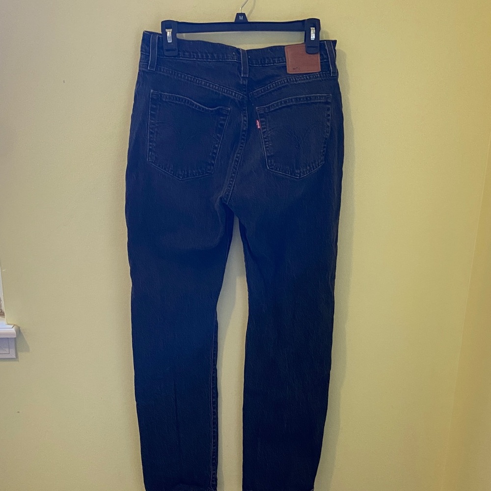 Levi's Black Straight Leg Jeans with Label Detail - Picture 7 of 7